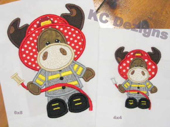 Moose Fireman: A Charming Applique for Handmade Gifts